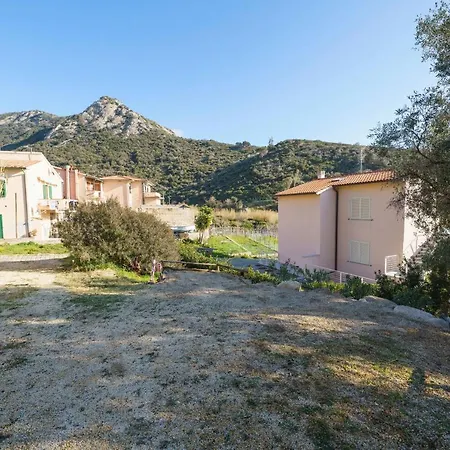 Holiday home La Casa Con Patio A Pomonte